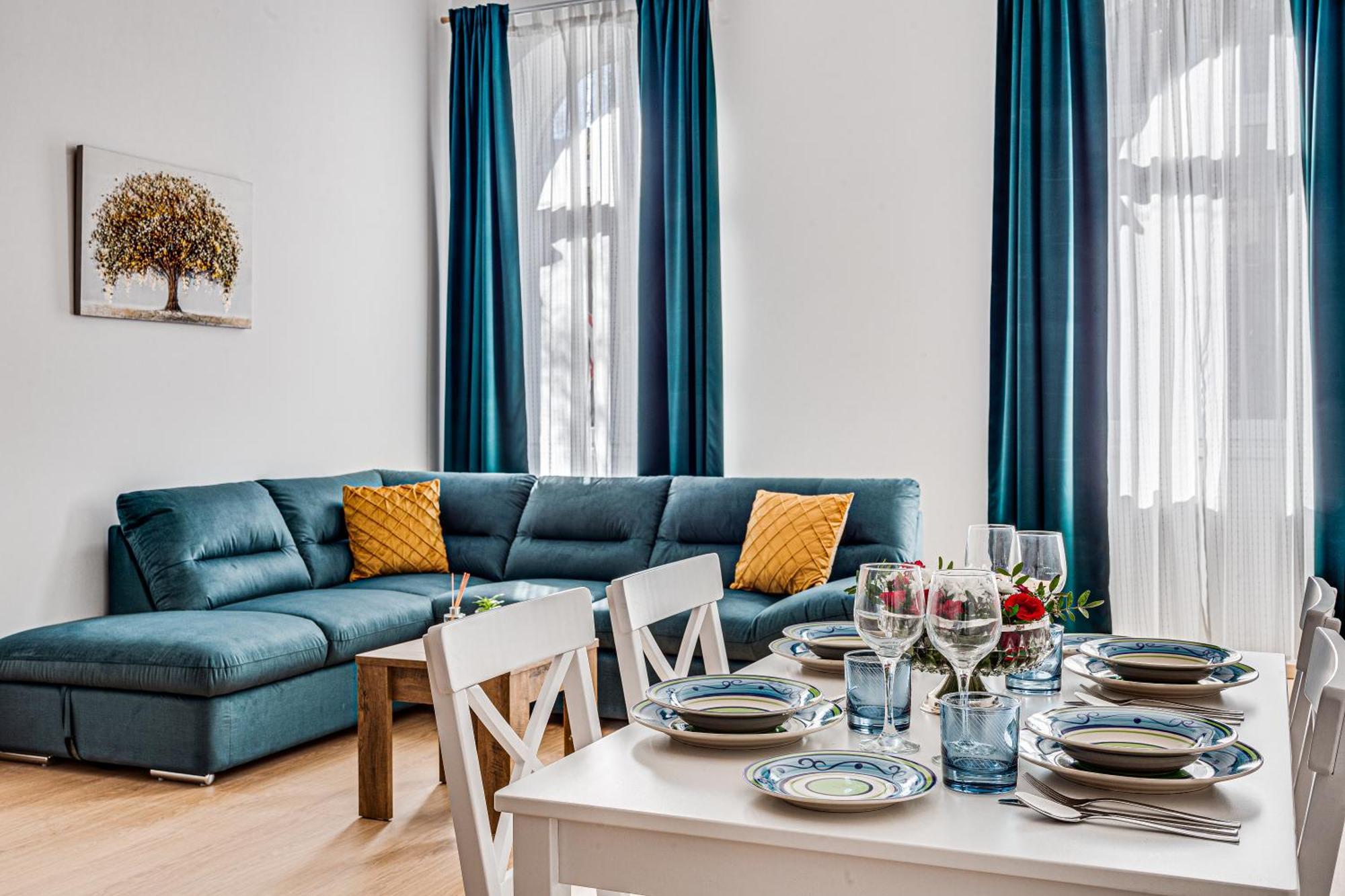 Ari Central Grand Apartments - Luxurious Stay Arad Exterior foto