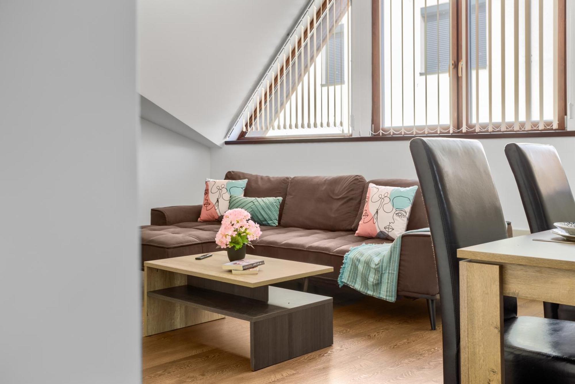 Ari Central Grand Apartments - Luxurious Stay Arad Exterior foto